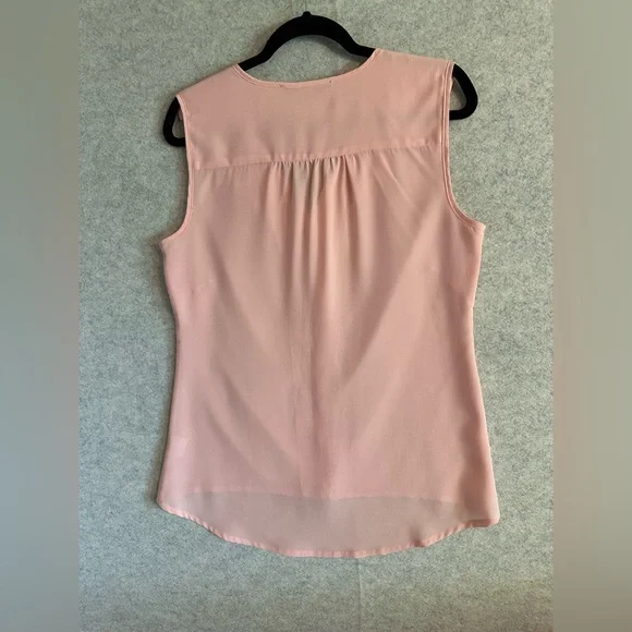 Rose & Olive Blush Pink Sleeveless V-Neck Chiffon Camisole - Picture 3 of 6